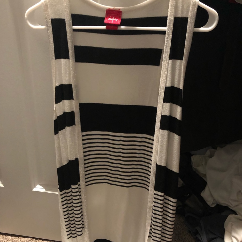 Buckle cardigan